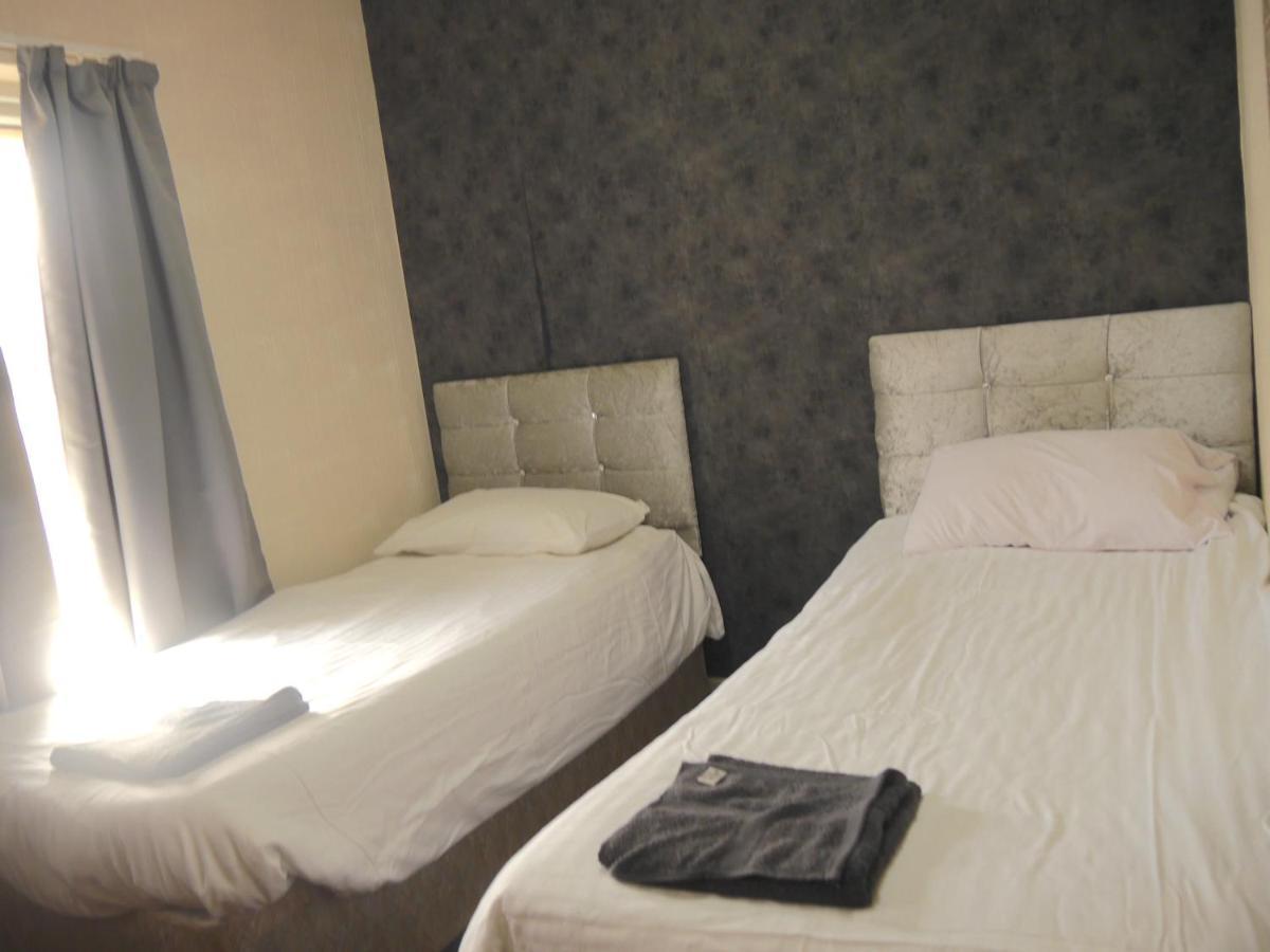 The Stone House Hotel Μπλάκπουλ Εξωτερικό φωτογραφία